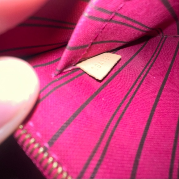 Louis Vuitton Wristlet! - Picture 8 of 8